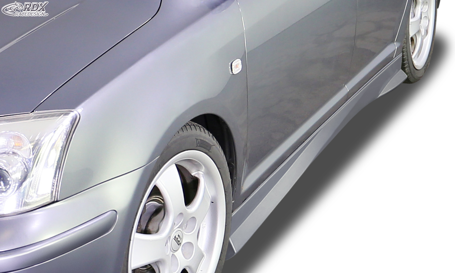 RDX Turbo side skirts – Toyota Avensis (T25) 2003–2009