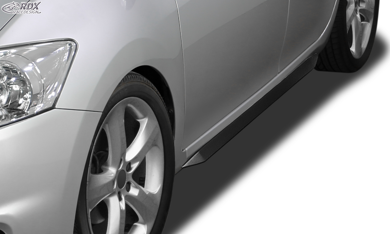 RDX Slim küljeliistud – Toyota Auris E150 (2007–2012)
