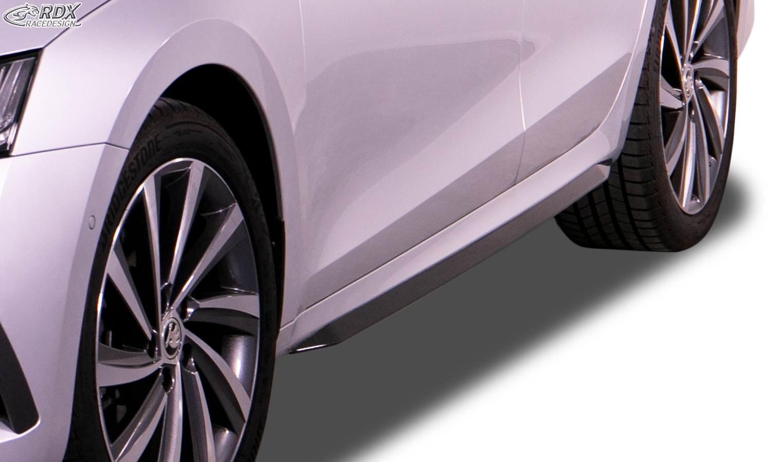 Накладки на пороги RDX Slim – Škoda Octavia 4/IV (NX)