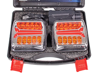 Autoline Juhtmevabade LED tagatulede komplekt 12–24V 103×110×65 mm