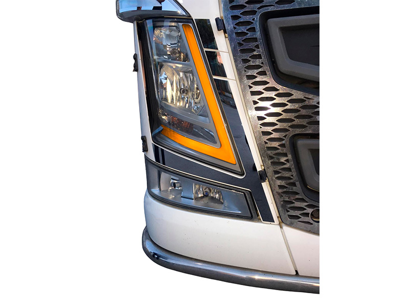 Комплект LED дневных ходовых огней Truckvision — Volvo FH4 2015–2021