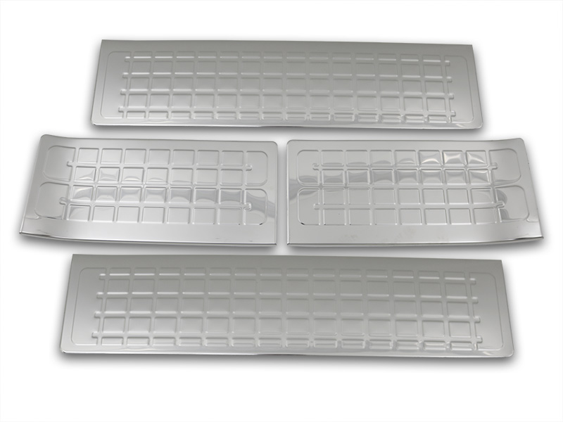 OMTEC Lävekaitsed — Citroen Jumpy / Citroen Spacetourer / Fiat Scudo / Fiat Ulysse / Opel Vivaro / Opel Zafira Life / Peugeot Expert / Peugeot Traveller / Toyota Proace / Toyota Proace Verso