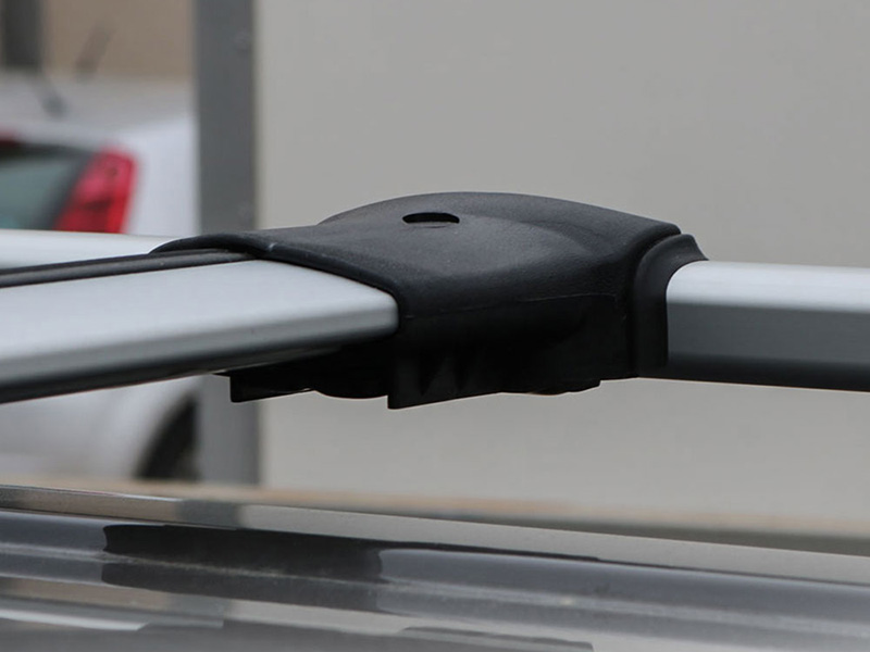 OMTEC Roof crossbar — Fiat Talento 2016–2020 / Nissan Primastar 2001–2014 / Opel Vivaro 2001–2014 / Opel Vivaro 2014–2019 / Renault Trafic 2001–2014 / Renault Trafic 2014–