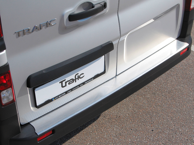 Metec Tagastange kaitseplaat — Nissan NV300 2016– / Opel Vivaro 2014– / Renault Trafic 2014–2021 / Renault Trafic 2022–