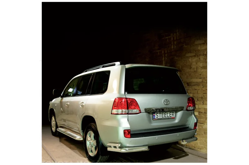 Защита задних углов — Toyota Land Cruiser V8 (2012–2016)