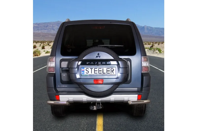 Rear corner protection — Mitsubishi Pajero (2007–2014)