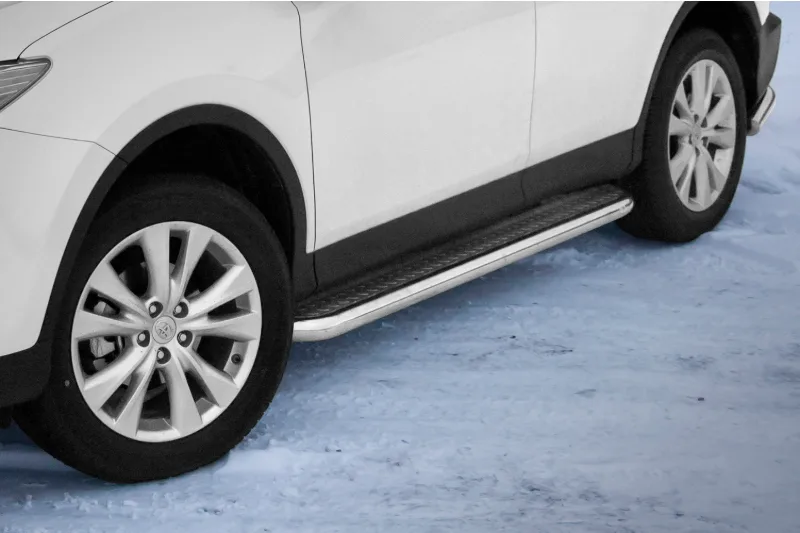 Stainless steel side steps with checker plate — Toyota RAV4 (2013–2016)
