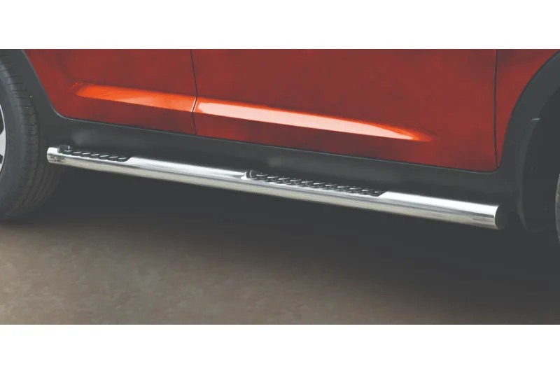 Stainless steel side bars with checker plate steps — Kia Sportage (2010–2015)