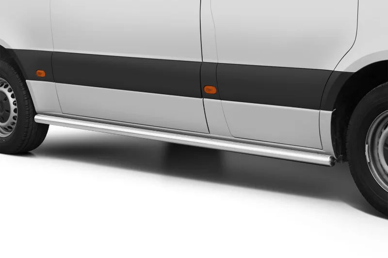 Пороги-трубы из нержавейки — Mercedes-Benz Sprinter (2018–)