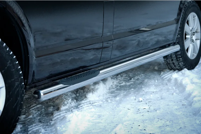 Roostevabad küljetorud plastastmetega — Volkswagen T6.1 (2019–)