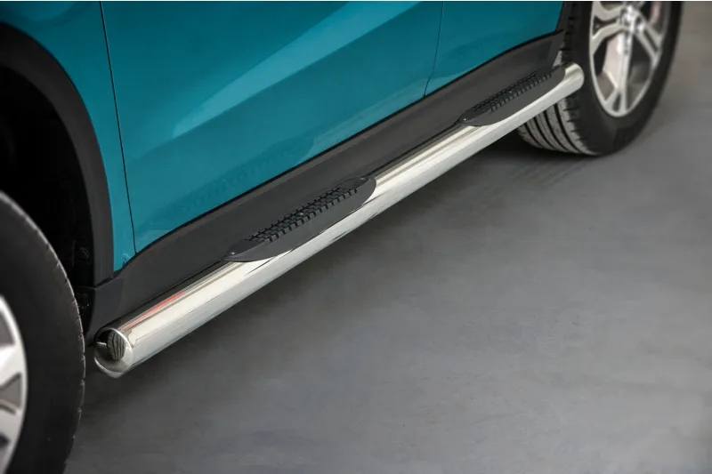 Stainless steel side bars with plastic steps — Suzuki Vitara (2015–2018)