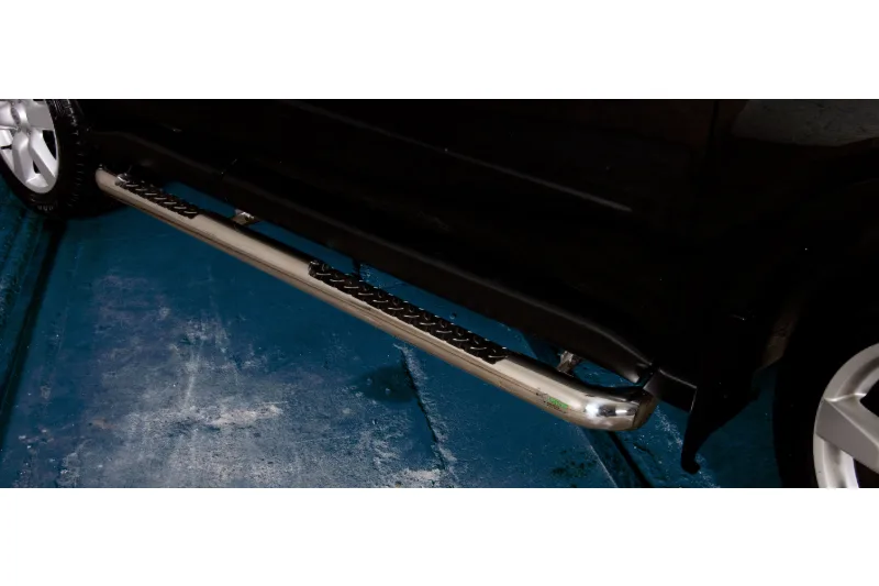 Stainless steel side bars with checker plate steps — Nissan X-Trail (2007–2010)