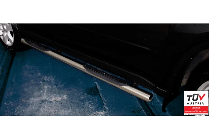 Stainless steel side bars with plastic steps — Nissan X-Trail (2010–2014)